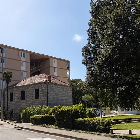 Marina Lapad - 2 Bedroom By The Sea דירה דוברובניק