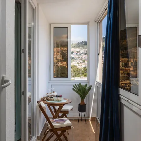 Апартаменты Marina Lapad - 2 Bedroom By The Sea
