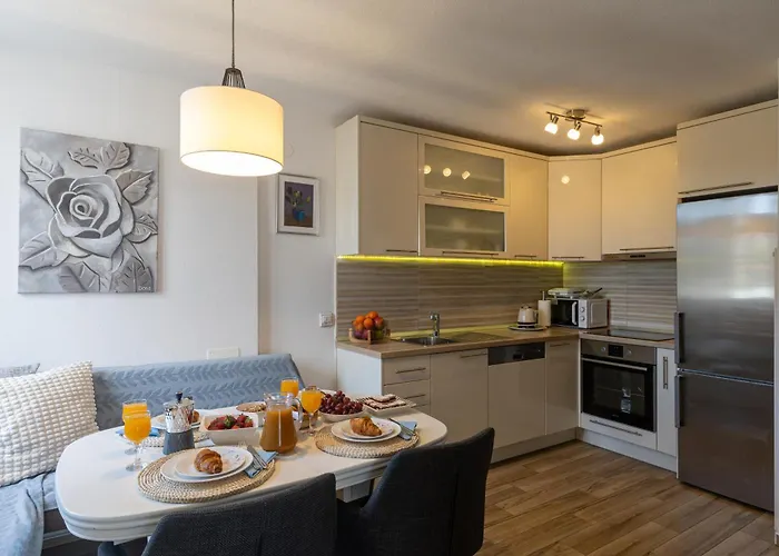 Marina Lapad - 2 Bedroom By The Sea Apartamento